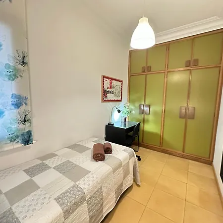 Nuevo Balmes Bed & Breakfast
